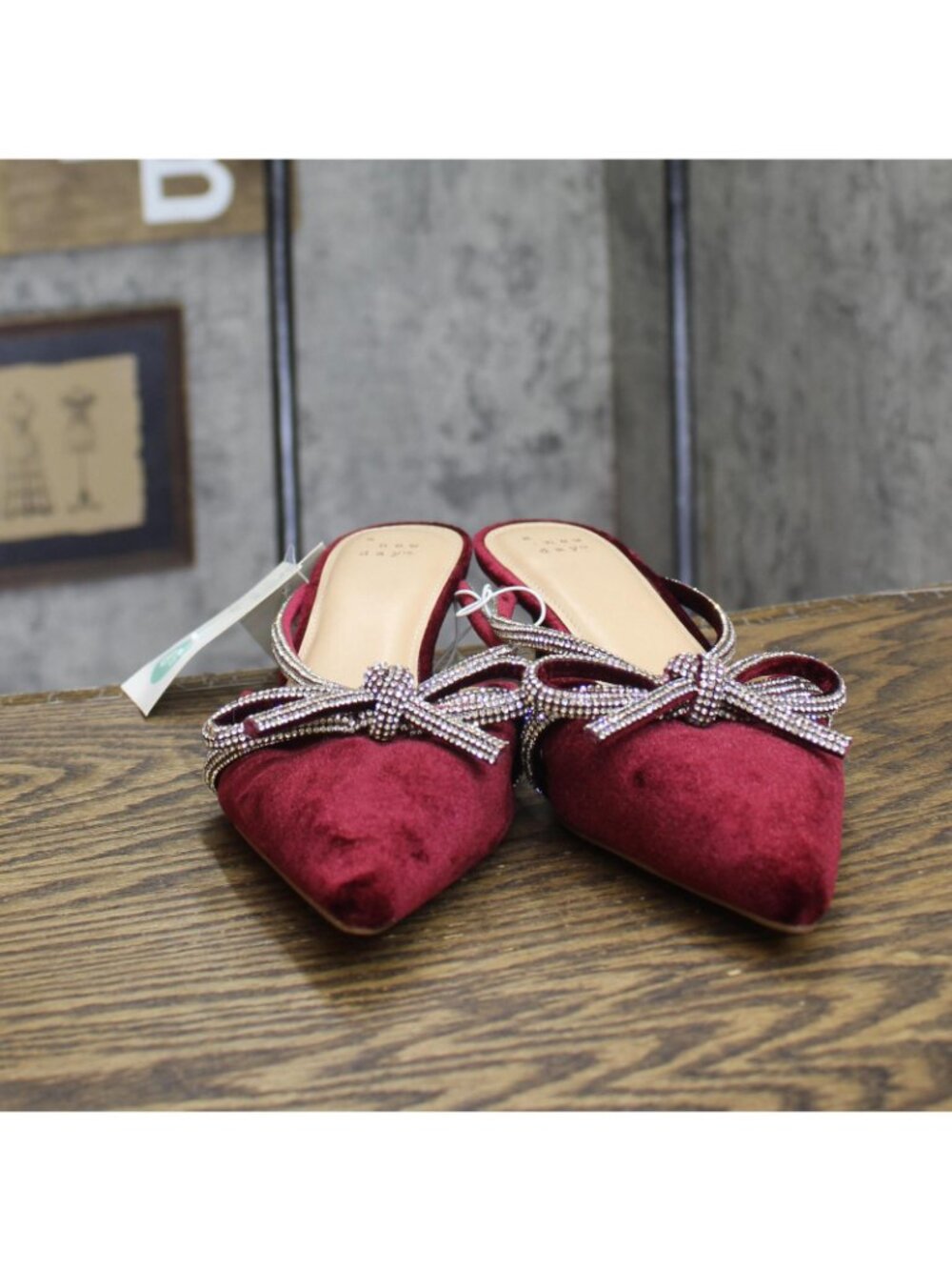 A New Day Womens Gwen Rhinestone Bow Heels Velvet 94656740 Burgundy Red 8.5M - Picture 3 of 9